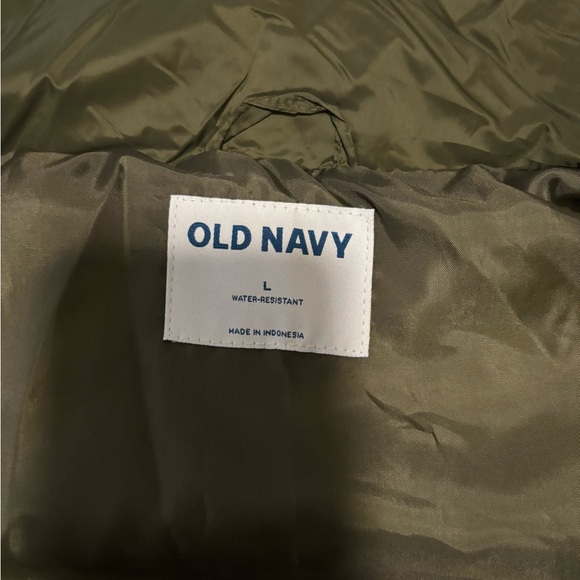 Old Navy  Olive Green Puffer Vest - Picture 3 of 4